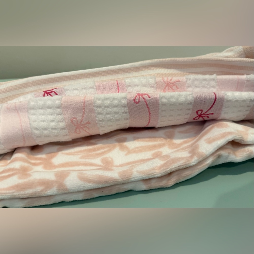 Cute Rachel Zoe Kitchen Towels- Set of 3- NWT - Picture 4 of 4